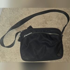 lululemon Crossbidy Belt Bag